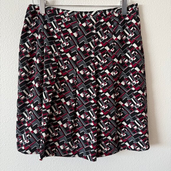 Ann Taylor Petite Geometric Print Pleated Lined Skirt Size 6P - Picture 6 of 6